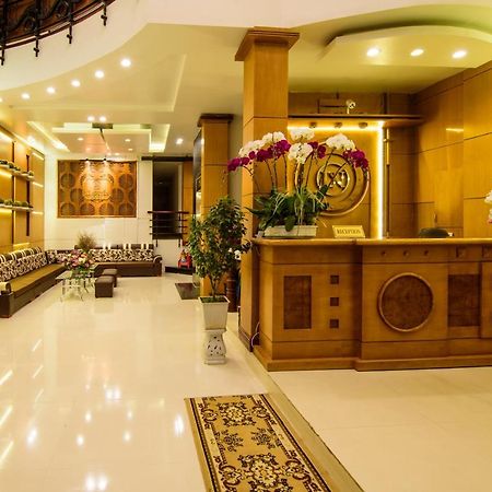 Le Nguyen Hotel Далат Екстер'єр фото
